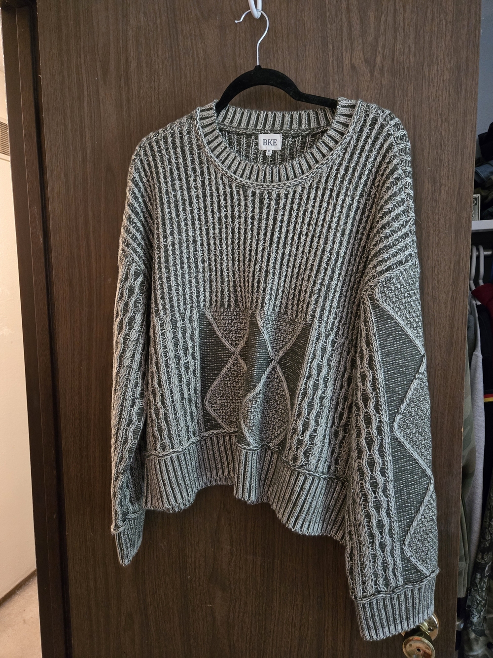 Buckle Two-Tone Gray Crewneck Cable Knit Sweater